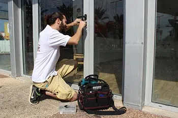 Los Angeles Master Lock & Safe Los Angeles, CA 310-736-9263